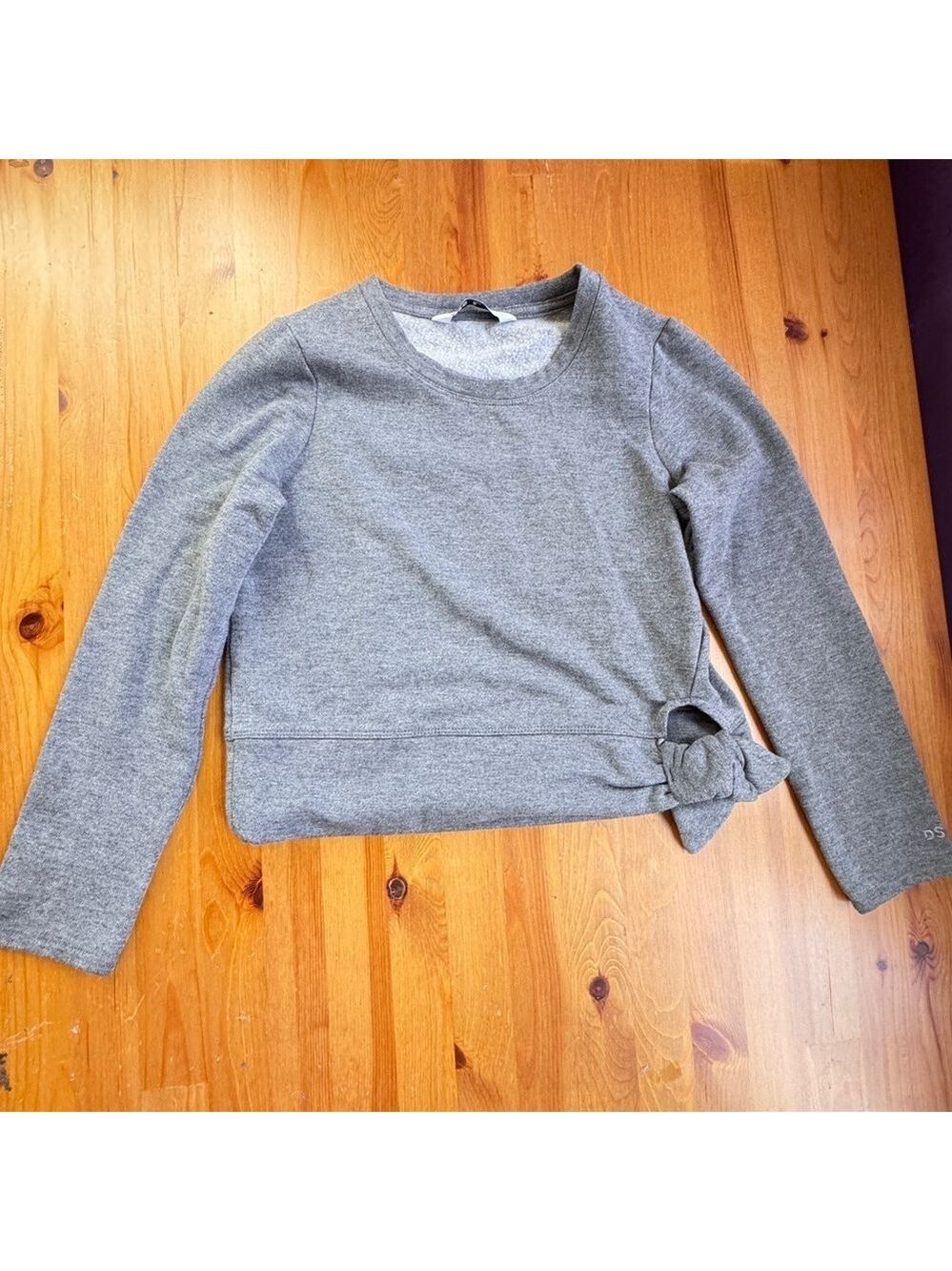DSG kids cropped sweatshirt size small